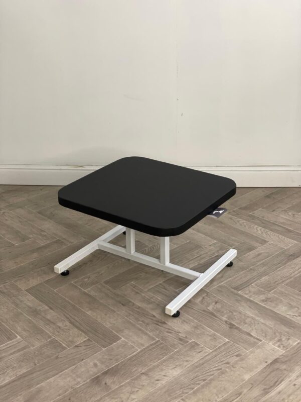 Подставка под ванночку