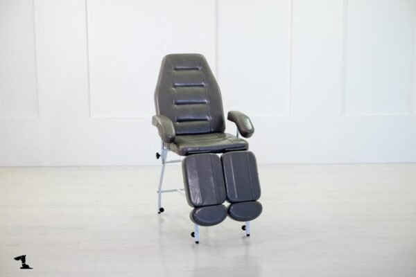 С регулировкой высоты! Педикюрное кресло «Универсаль плюс»