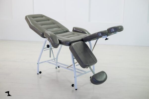 С регулировкой высоты! Педикюрное кресло «Универсаль плюс»