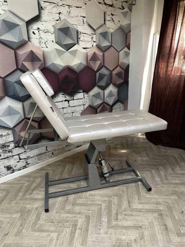 Кушетка массажно-косметологическая КВАДРО на гидравлике, 2-х секционная