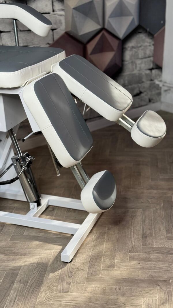 Педикюрное кресло УНИВЕРСАЛЬ на бесповоротной ГИДРАВЛИКе