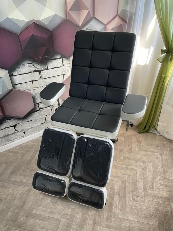 Чехлы на ножки ПВХ с Кантом на резинке на педикюрное кресло КВАДРО