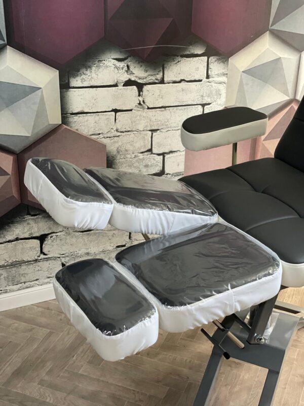 Чехлы на ножки ПВХ с Кантом на резинке на педикюрное кресло КВАДРО