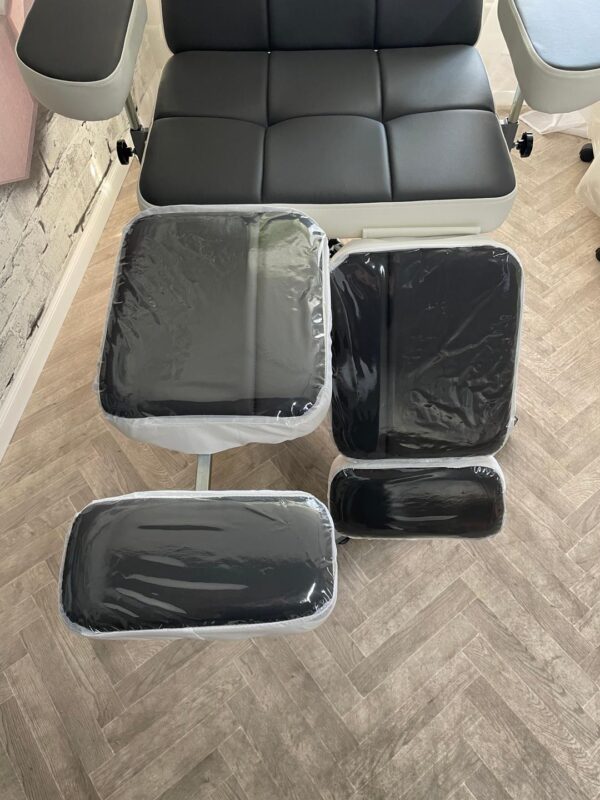 Чехлы на ножки ПВХ с Кантом на резинке на педикюрное кресло КВАДРО