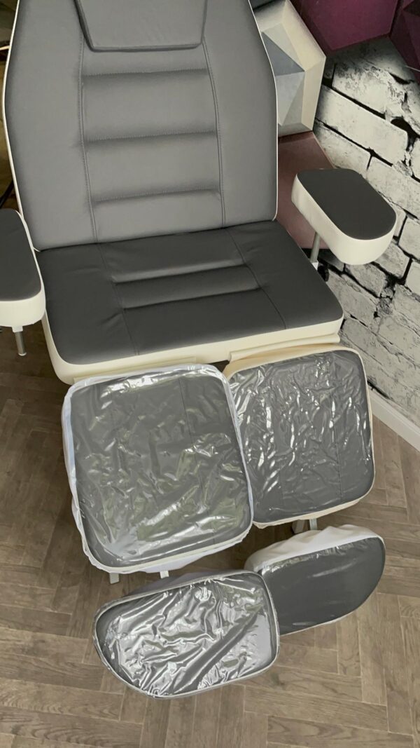 Чехлы защитные ПВХ на ножки кресла КОМФОРТ