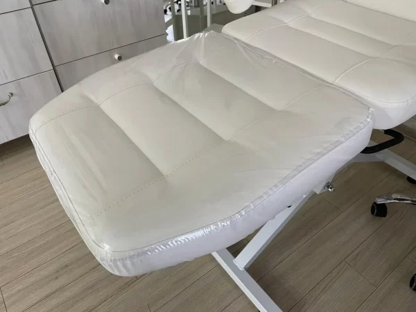 Чехол защитный на секцию НОГ прозрачный на резинке