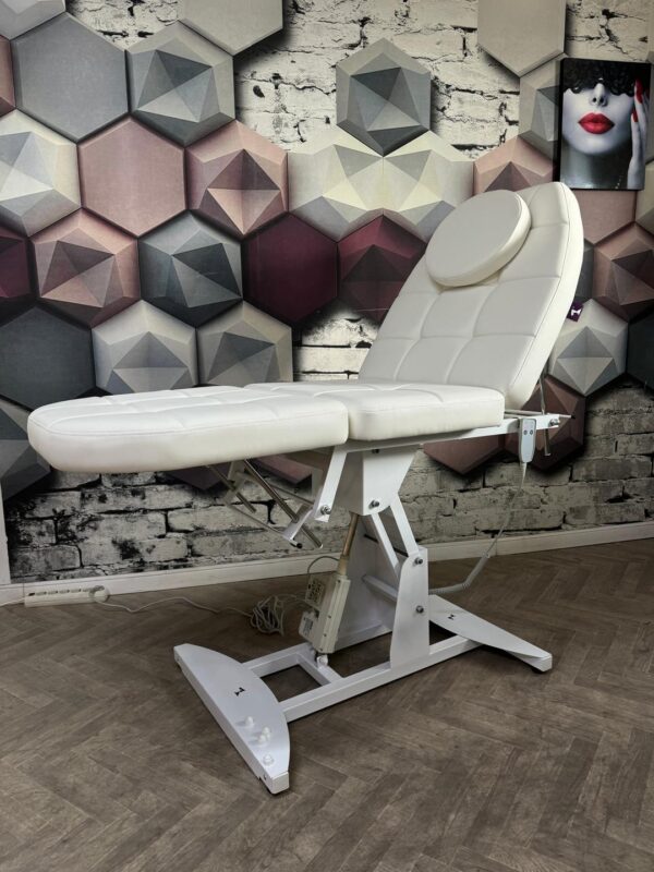 Кушетка косметолога 1 электромотор Cosmo-electro 3-секционная