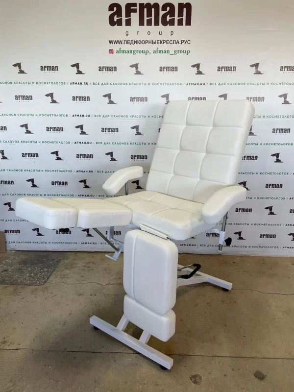 Педикюрное кресло на гидравлике КВАДРО-65 см ширина