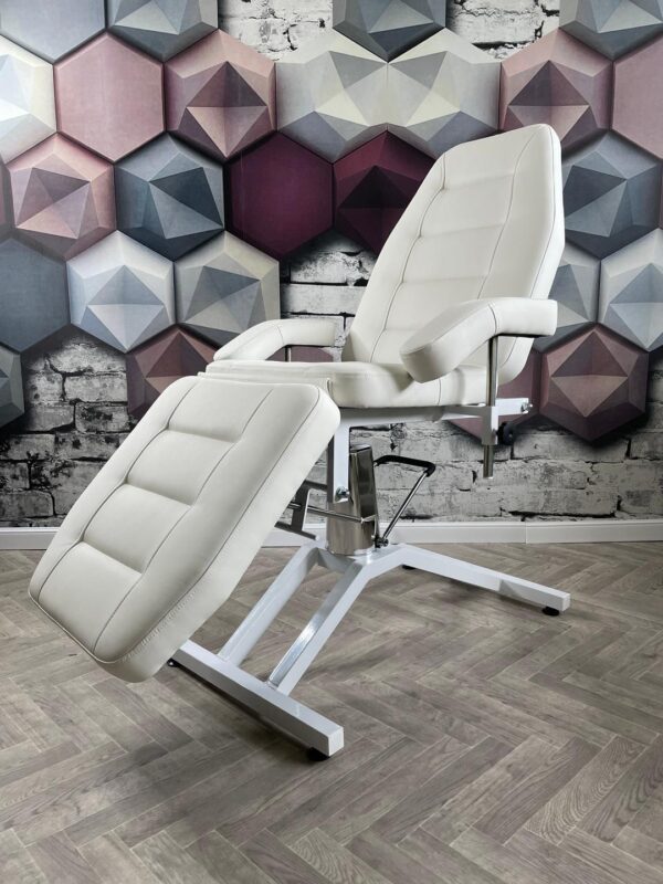 Кушетка на ГИДРАВЛИКЕ Универсаль, ширина 60 см для эстетиков