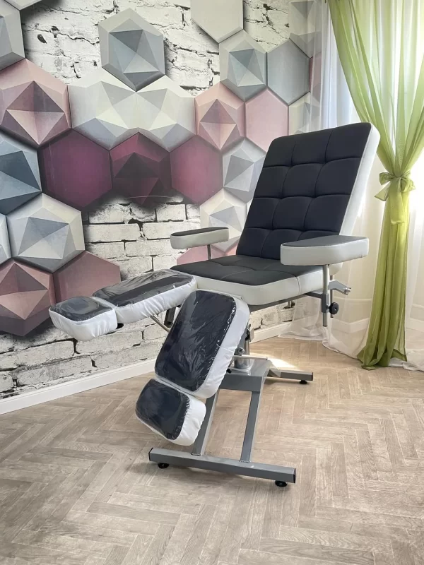 Педикюрное кресло на гидравлике КВАДРО-65 см ширина